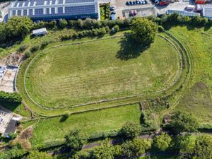 Photo 4- click for photo gallery